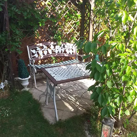 Avec Jardin Privatif 公寓 *
