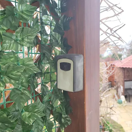 Apartman Avec Jardin Privatif *