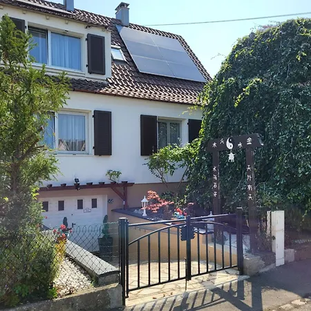 아파트 Avec Jardin Privatif *